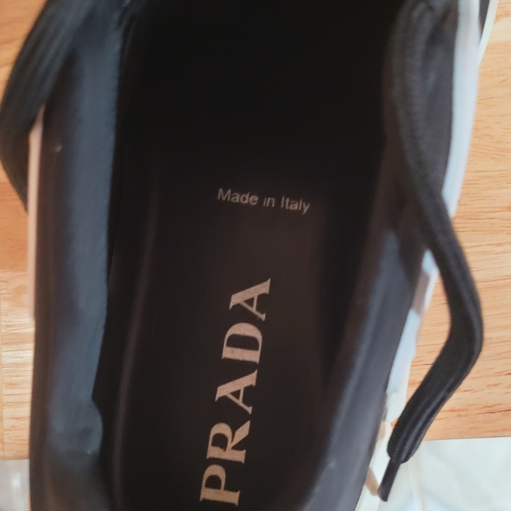 Shoes - Picture 6 of 6